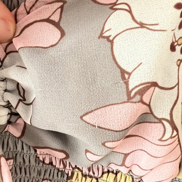 Aritzia Wilfred Ballet Smocked Camisole Tank Top Basalt Grey/Poetic Pink Size M - Picture 8 of 8